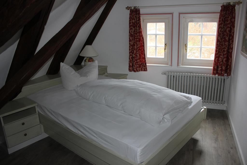 Altes Pfarrhaus Hotel und Restaurant Bad Überkingen Zimmer foto